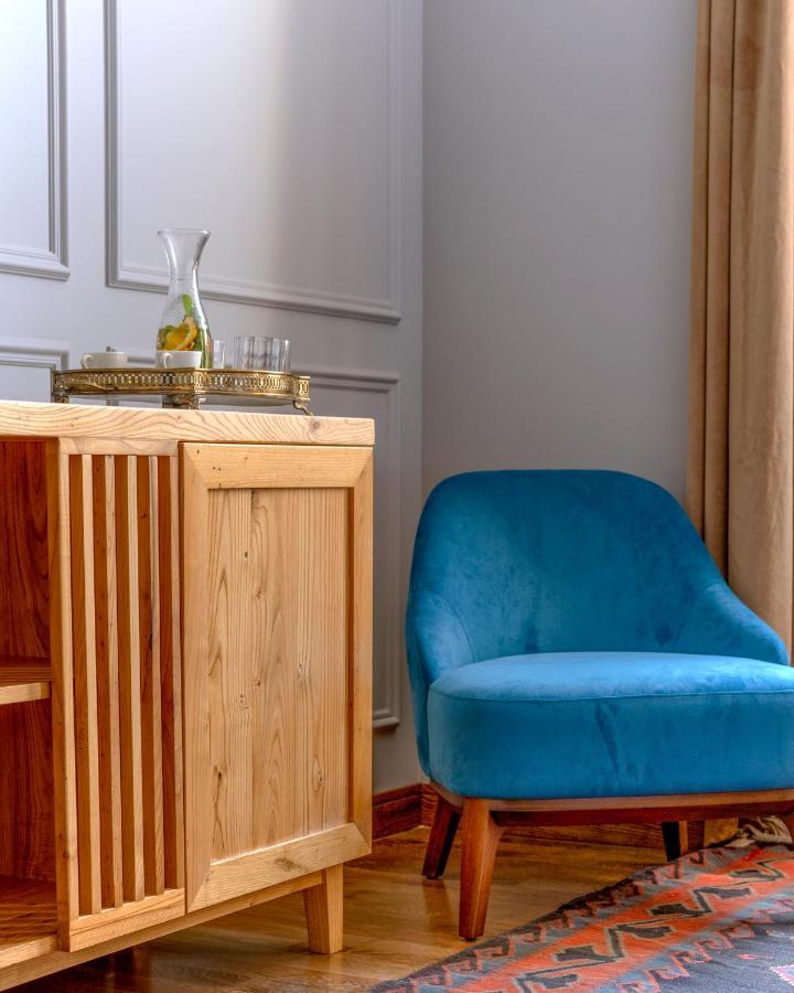 The Blue Fox Hotel Тбилиси Экстерьер фото