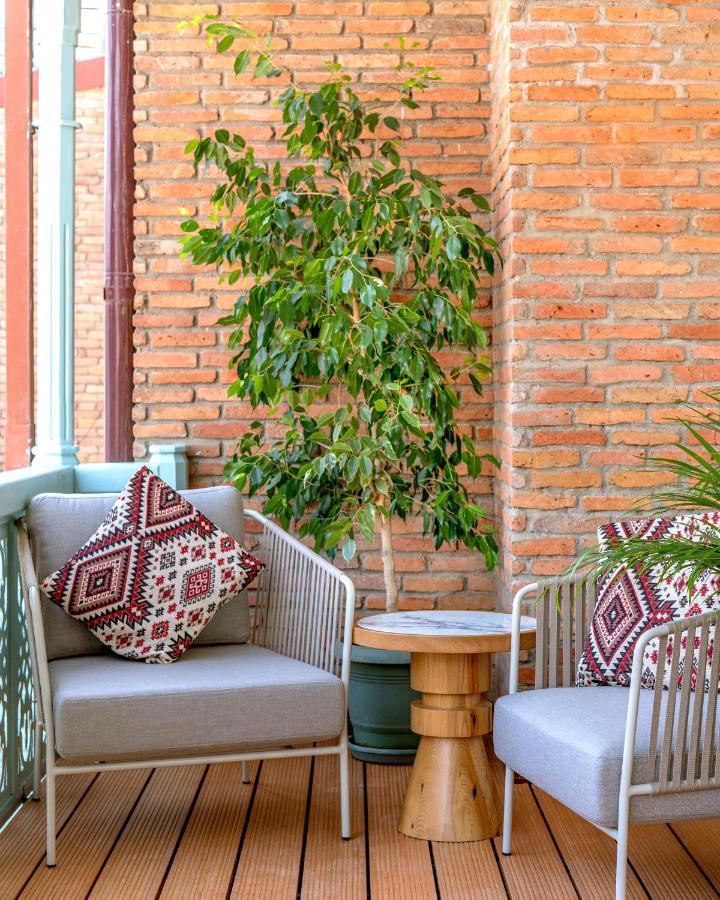 The Blue Fox Hotel Тбилиси Экстерьер фото