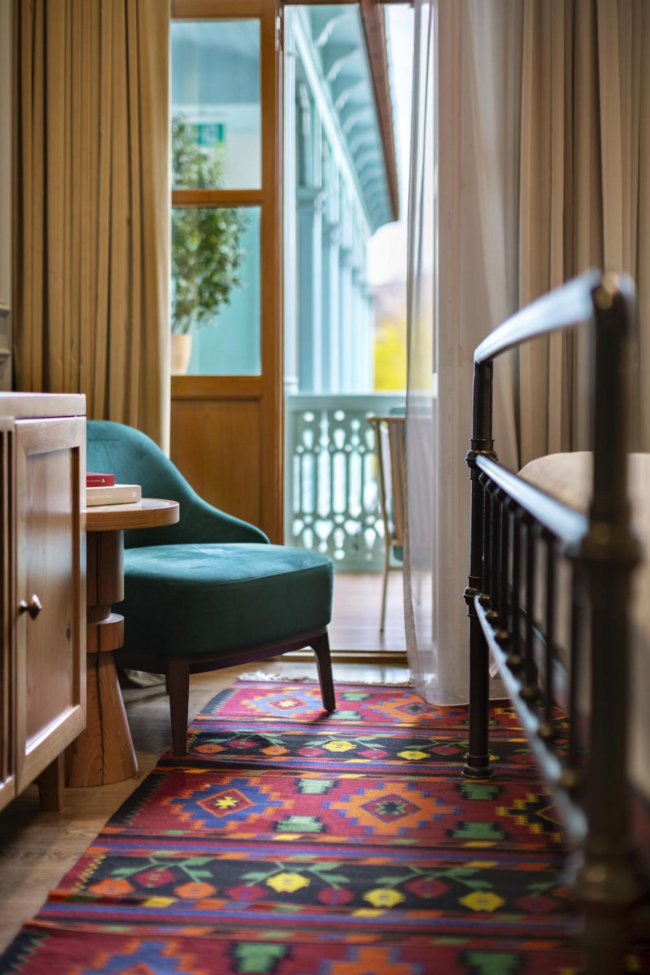 The Blue Fox Hotel Тбилиси Экстерьер фото