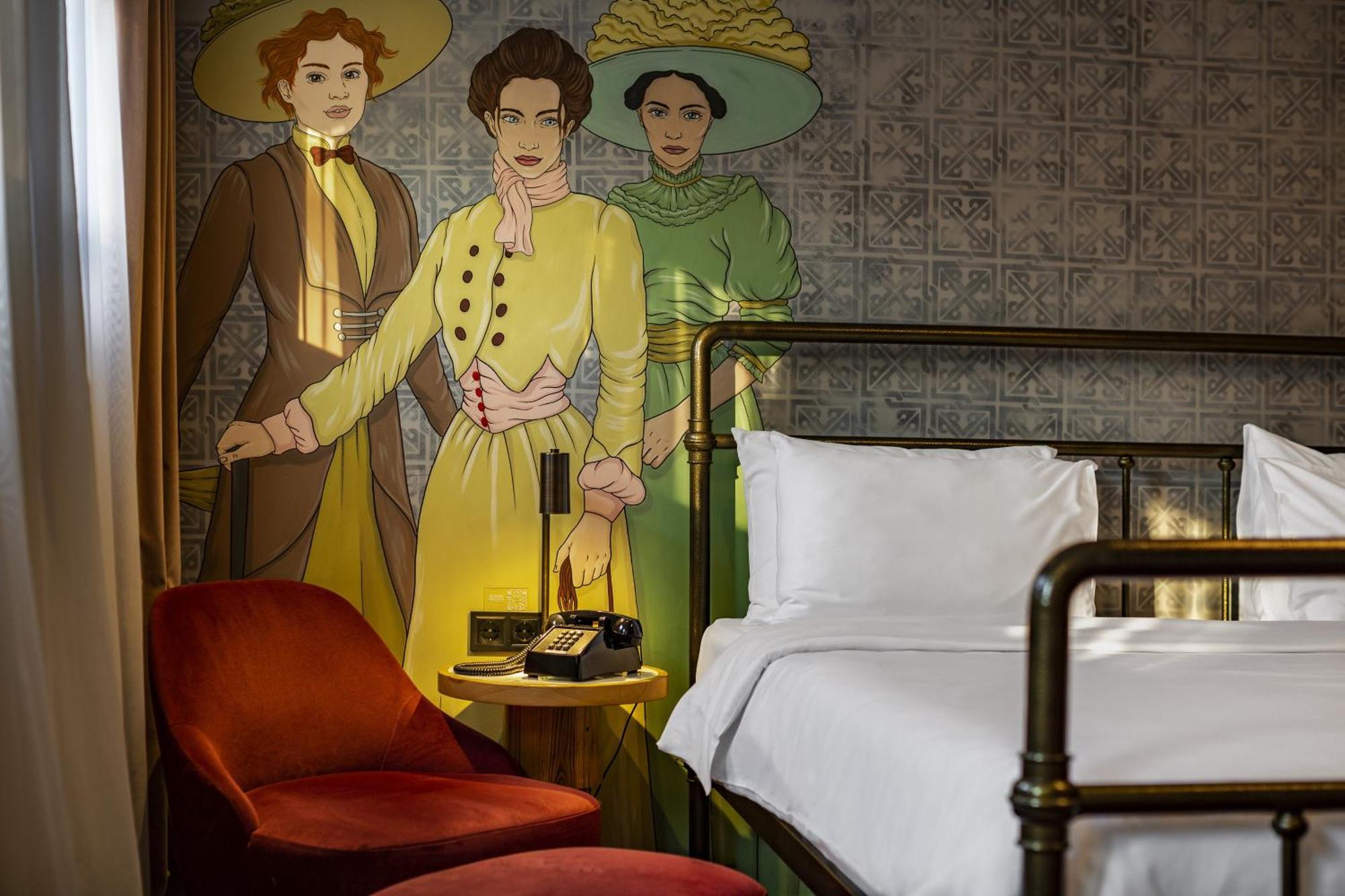 The Blue Fox Hotel Тбилиси Экстерьер фото